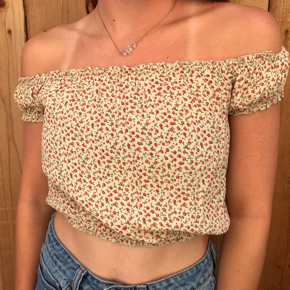 Floral blouse🌸💐💖💖